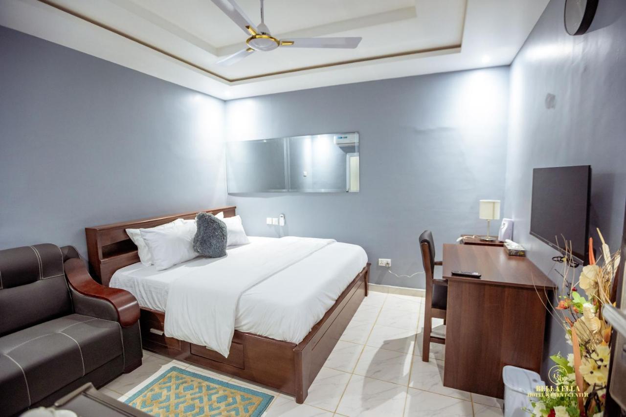 Bella Ella Hotel & Event Center Kasoa المظهر الخارجي الصورة