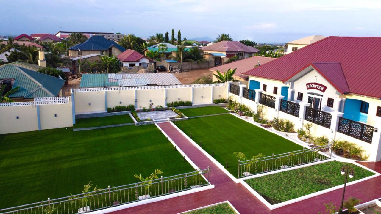Bella Ella Hotel & Event Center Kasoa المظهر الخارجي الصورة