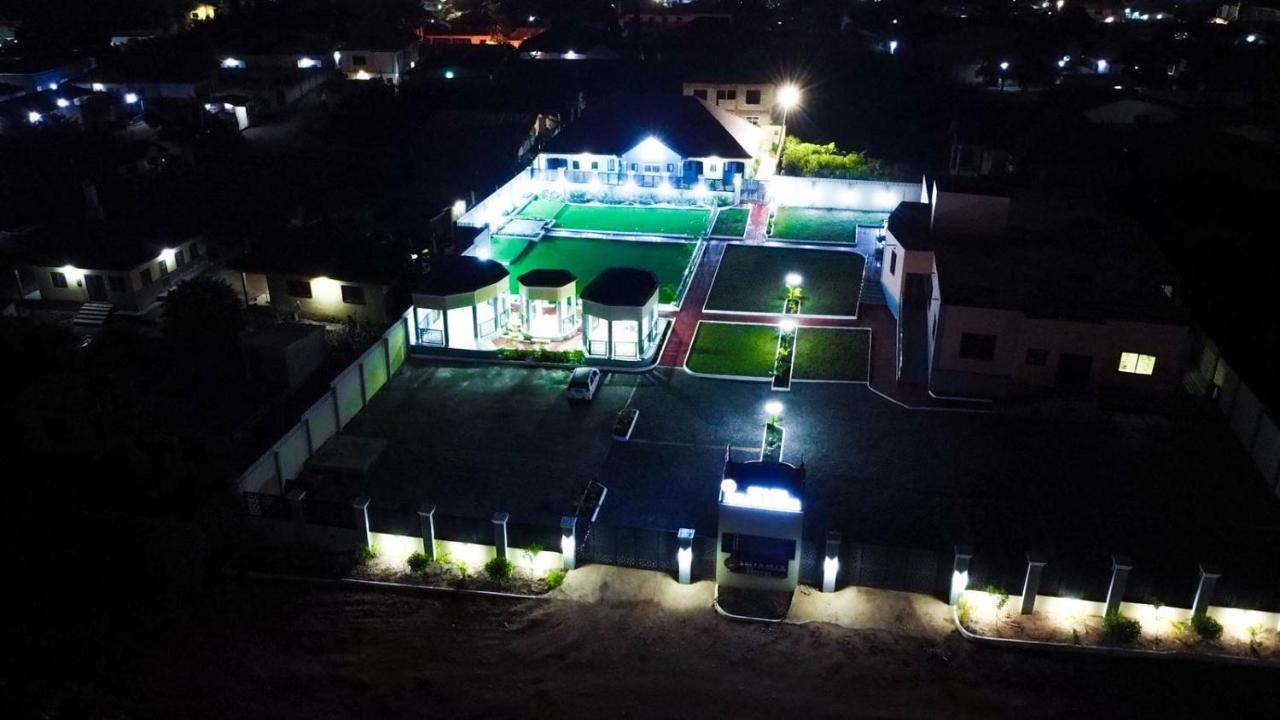 Bella Ella Hotel & Event Center Kasoa المظهر الخارجي الصورة